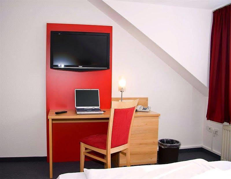 Airport Hotel Karsten Köln Kültér fotó